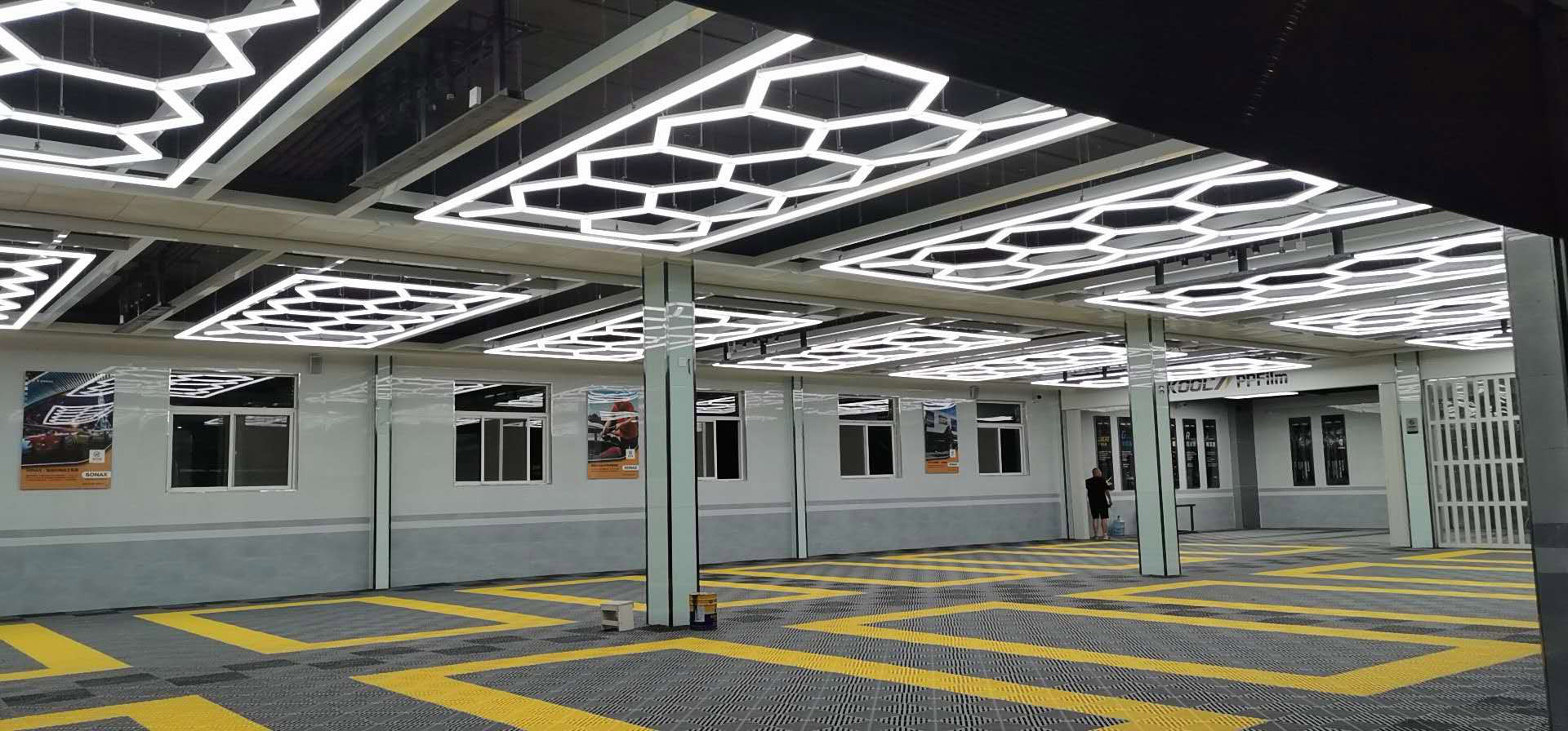 SS-HX-C202 Honeycomb Design hexagon Led Lights Auto Detailing Products Light  Bar for Wash Station Garage Ceiling - SINOSTAR